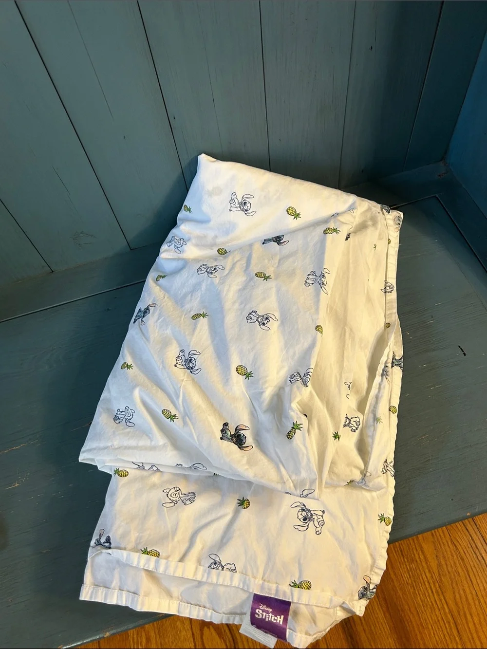 Disney White Sheet with Navy Stitch and Green Pineapple Motif | Full Flat Sheet